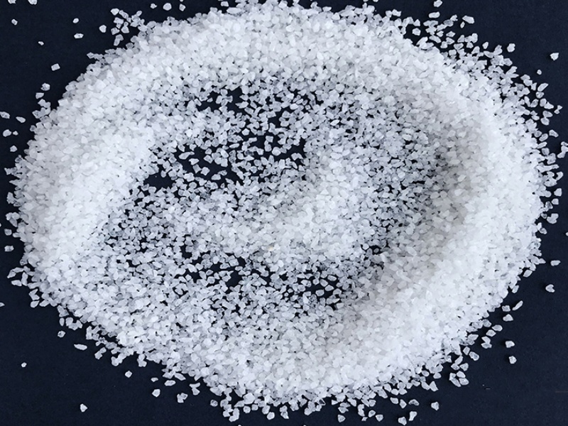 一文讀懂白剛玉噴砂：原理、特點與核心優(yōu)勢